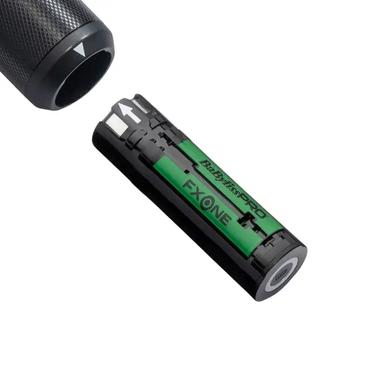 BaByliss-Pro-4Artists-FXONE-Universele-Vervangende-Accu-In-Sfeerbeeld-Vakkappers.webp